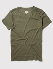 Load image into Gallery viewer, Suit Anton T-Shirt - Dark Green
