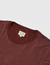 Load image into Gallery viewer, Suit Bayswater T-Shirt - Bordeaux
