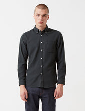 Load image into Gallery viewer, Portuguese Flannel Suave Shirt - Green
