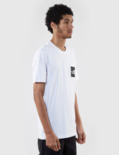 Load image into Gallery viewer, North Face Fine Pocket T-Shirt - White
