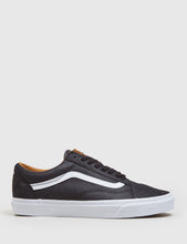 Load image into Gallery viewer, Vans Old Skool (Premium Leather) - Black

