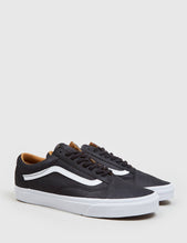Load image into Gallery viewer, Vans Old Skool (Premium Leather) - Black

