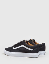 Load image into Gallery viewer, Vans Old Skool (Premium Leather) - Black
