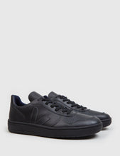 Load image into Gallery viewer, Veja V-10 Leather Trainers - Black
