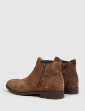 Load image into Gallery viewer, Hudson Mitchell Chelsea Boot (Suede) - Tobacco

