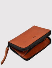 Load image into Gallery viewer, Wood Wood Leather Card Wallet - Brown
