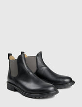 Load image into Gallery viewer, Hudson Caslon Chelsea Boots (Leather) - Black
