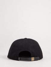 Load image into Gallery viewer, Huf Classic H Wool Snapback Cap - Black

